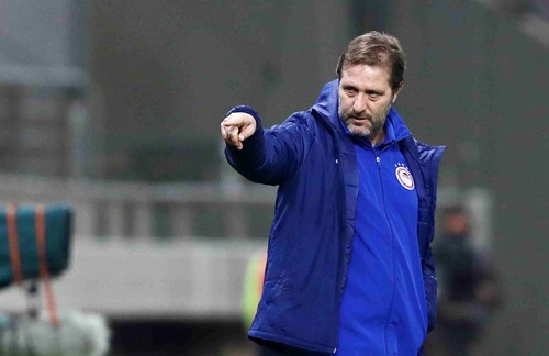 Ας ακούσουμε τι λέει ο Μαρτίνς...