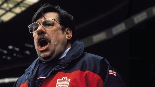 H Αγγλία του Μάικ Μπάσετ