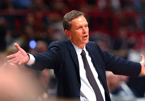 Οι σφαλιάρες του Γιάννη Ιωαννίδη