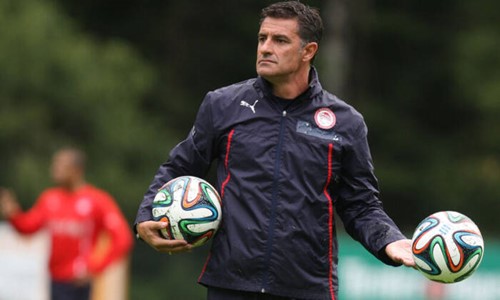 Χαμηλά η μπάλα...