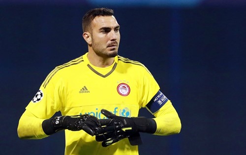 Οι αρχηγοί δεν ζητάνε να φύγουν