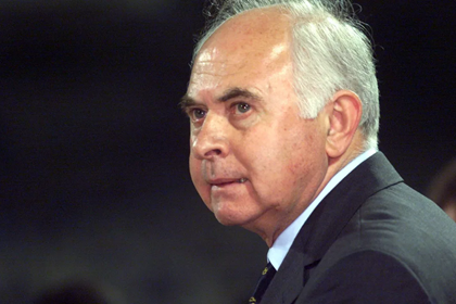 Εκατό χρόνια μπροστά 