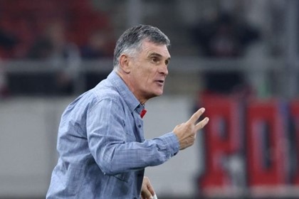 Ο,τι πει ο Μεντιλίμπαρ