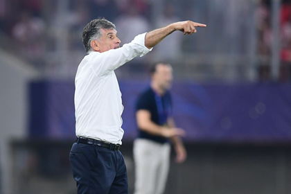 Καμία άμυνα δεν ανοίγει μόνη της...