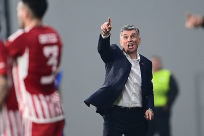 Μίλα μας όμως κόουτς 