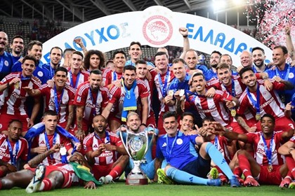 Το γούρικο τζιν πουκάμισο του Βάσκου