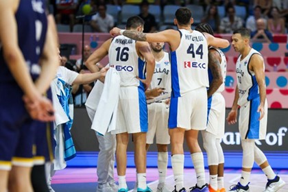 Ενας πονάει, όλοι υποφέρουν 
