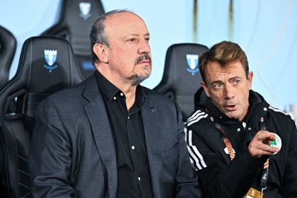 Ας ακούσουμε τον Μπενίτεθ