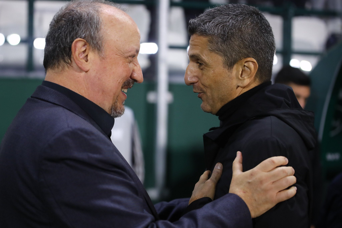 Ολα στο χέρι τους 