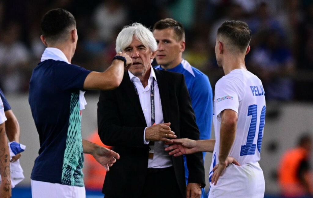 Εθνική αμηχανία 