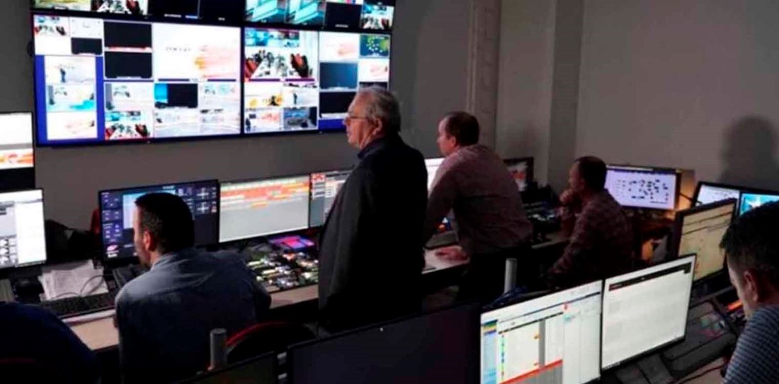 Η ιστορία πάντα συνεχίζεται...