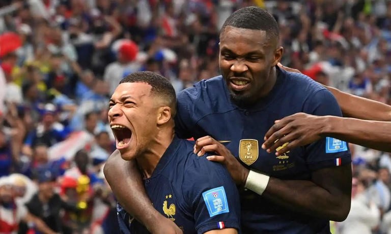 Οι παλιοί λογαριασμοί