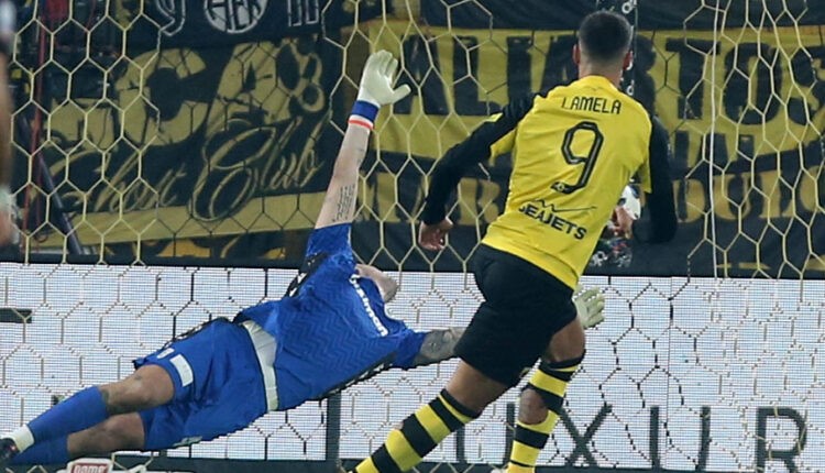 Μικρό αλλά προβάδισμα