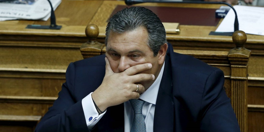 Κομπάρσοι στη χώρα του Καμμένου