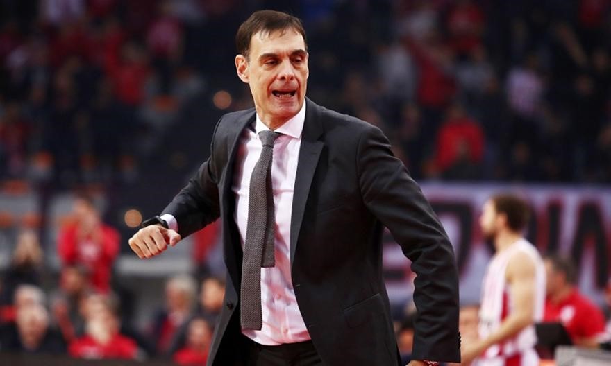 Με όπλο το παιγνίδι του
