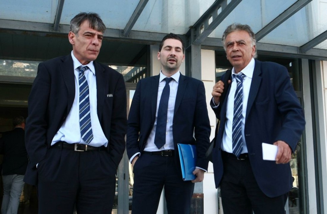 Μια τρόικα και στο ποδόσφαιρο...